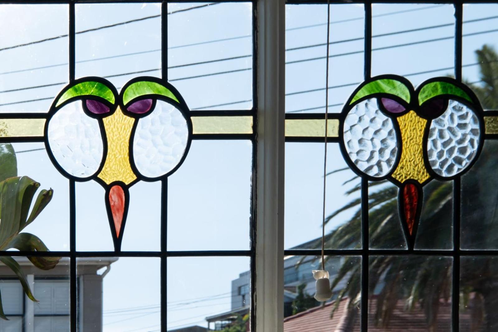 Timeless Sea Point Retreat Walk To Restaurants