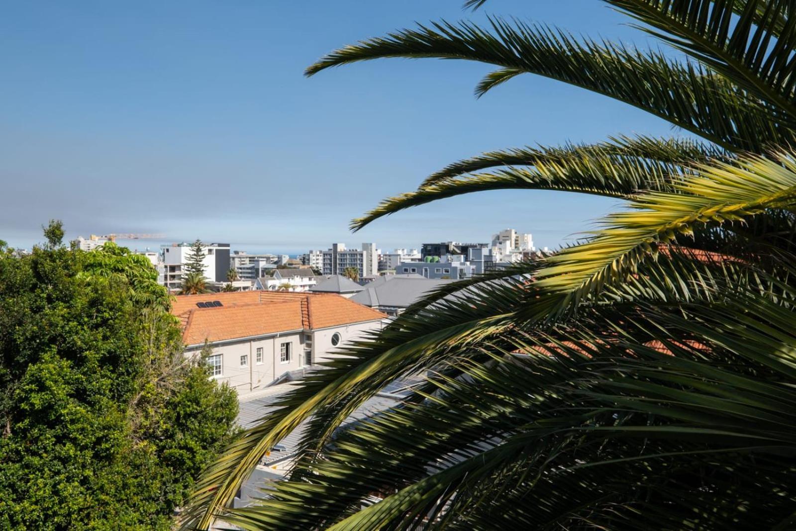 Timeless Sea Point Retreat Walk To Restaurants Cape Town