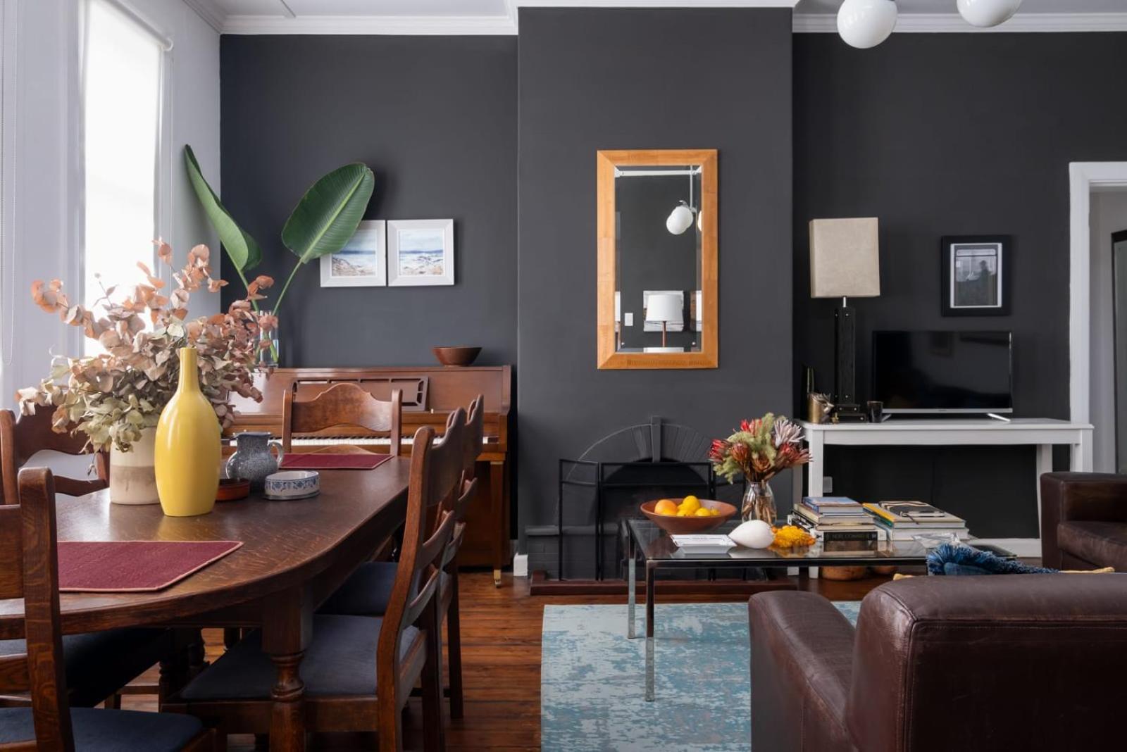 Timeless Sea Point Retreat Walk To Restaurants Apartment Cape Town